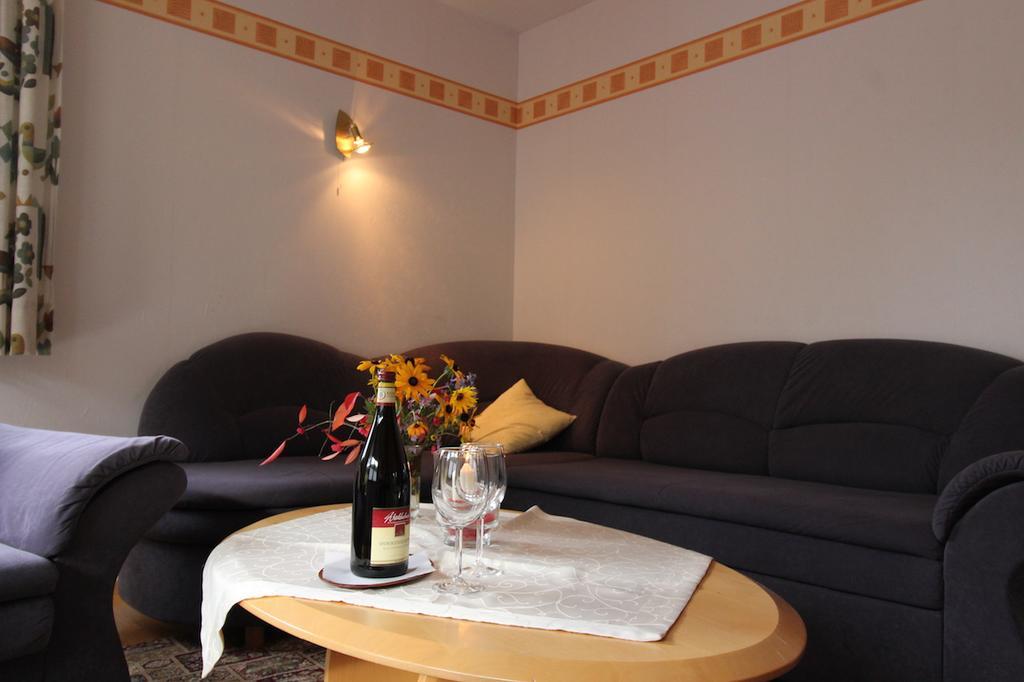 Gaestehaus Heimenberg Bad Rippoldsau-Schapbach ภายนอก รูปภาพ